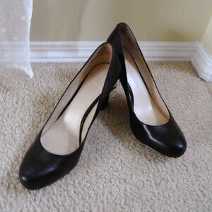 Nine West Black Leather Heels- Size 9M
